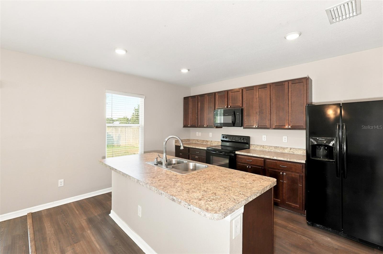 36205 JENNY LYNNE CIR
