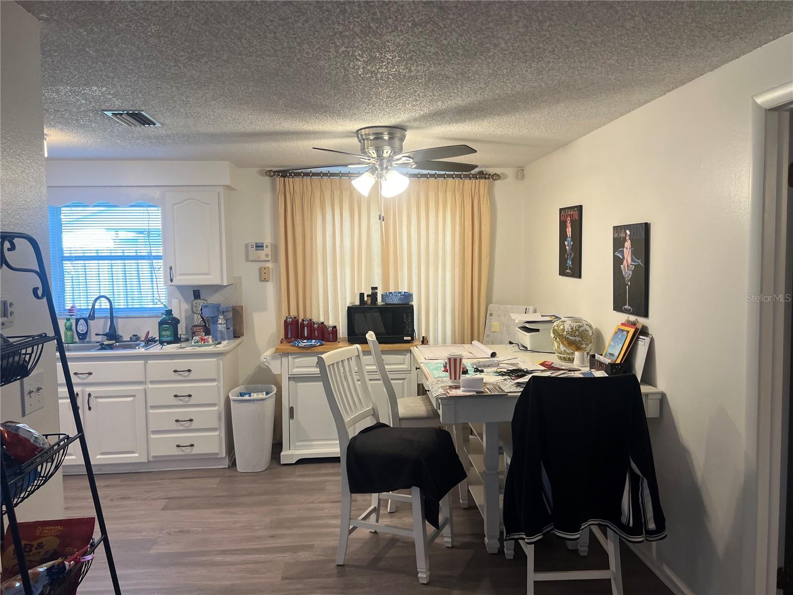 6211 MORAY AVE