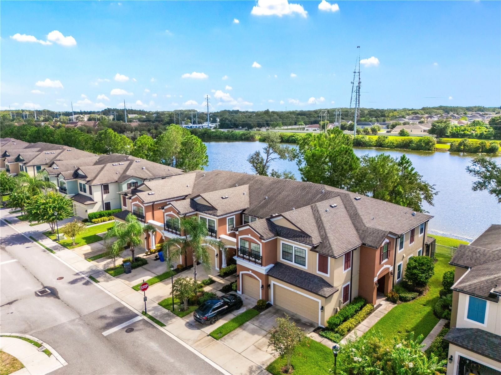 9208 FOX SPARROW RD