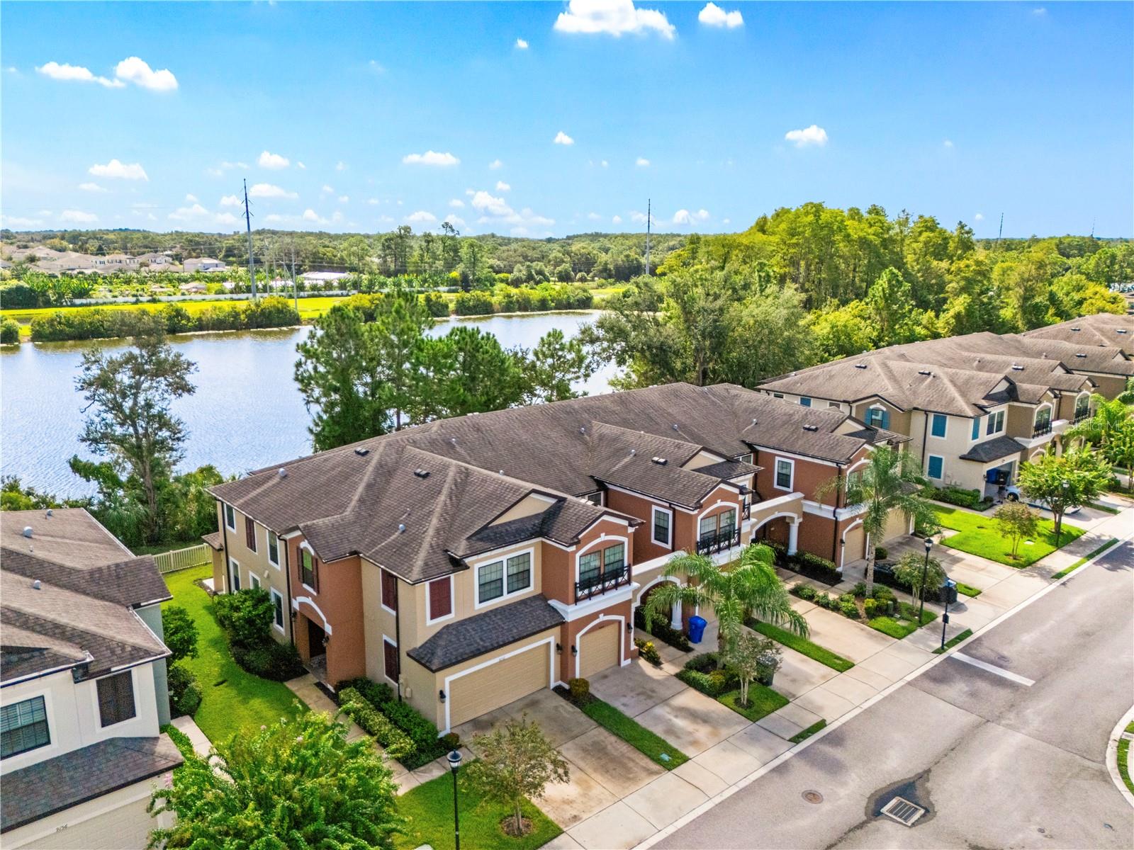 9208 FOX SPARROW RD