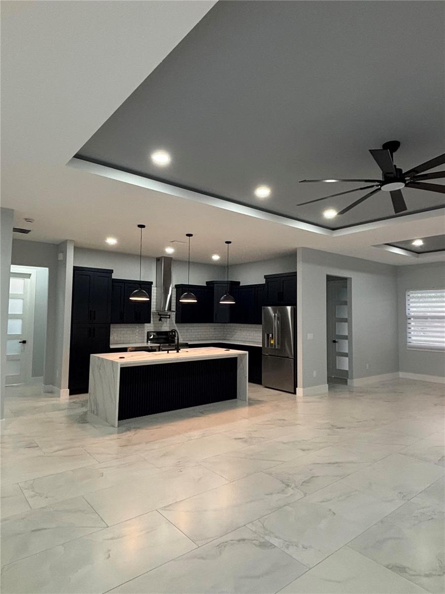 4228 FOXWOOD BLVD