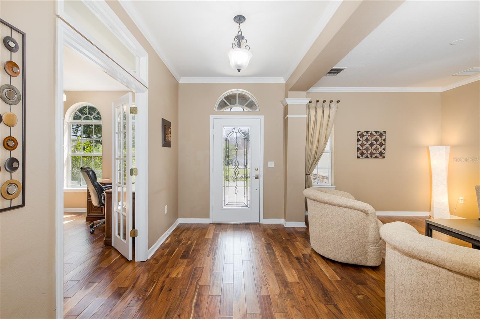 15220 OCTAVIA LN
