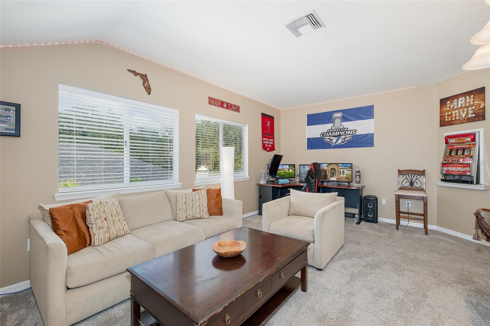 15220 OCTAVIA LN
