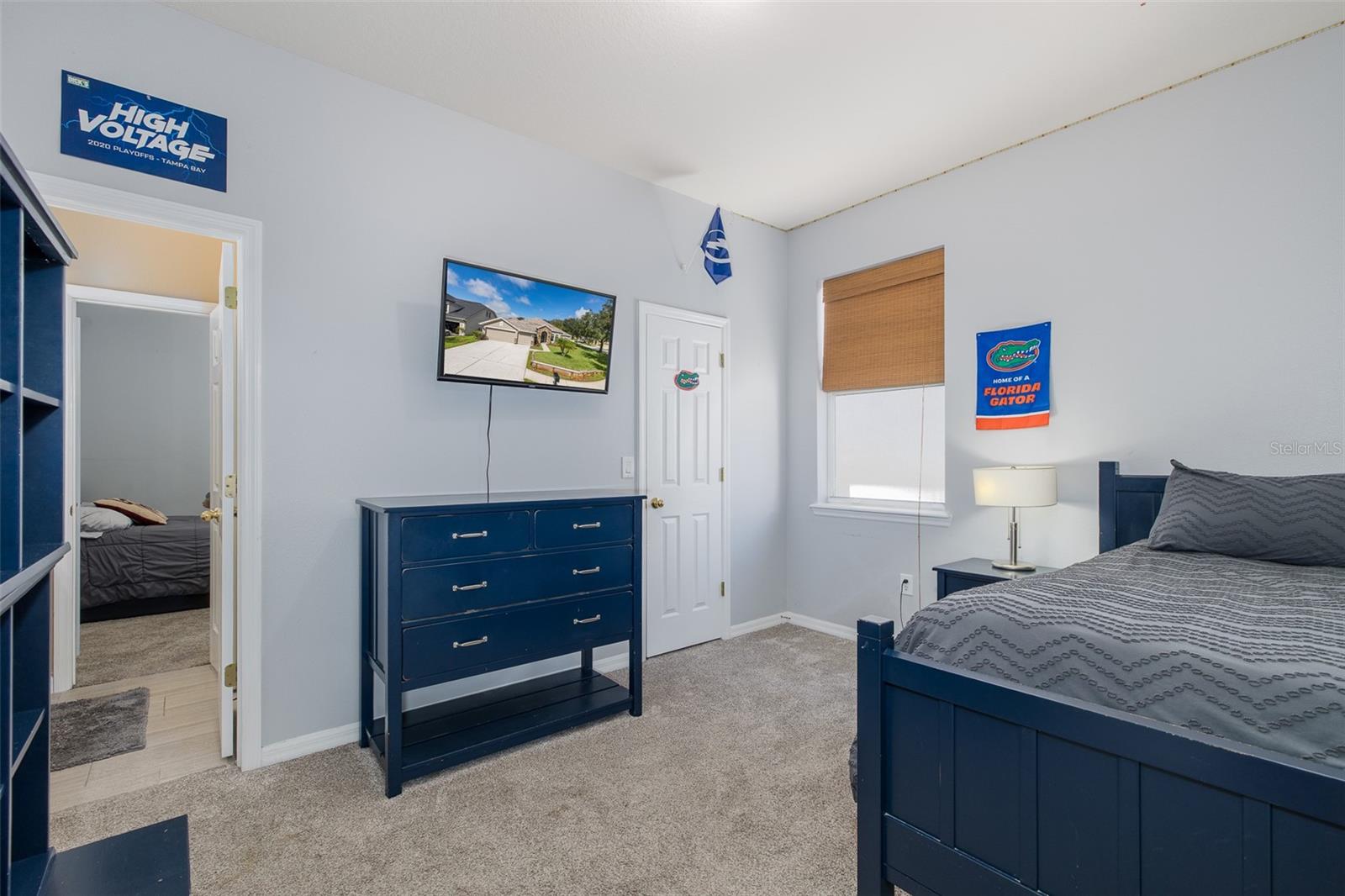 15220 OCTAVIA LN