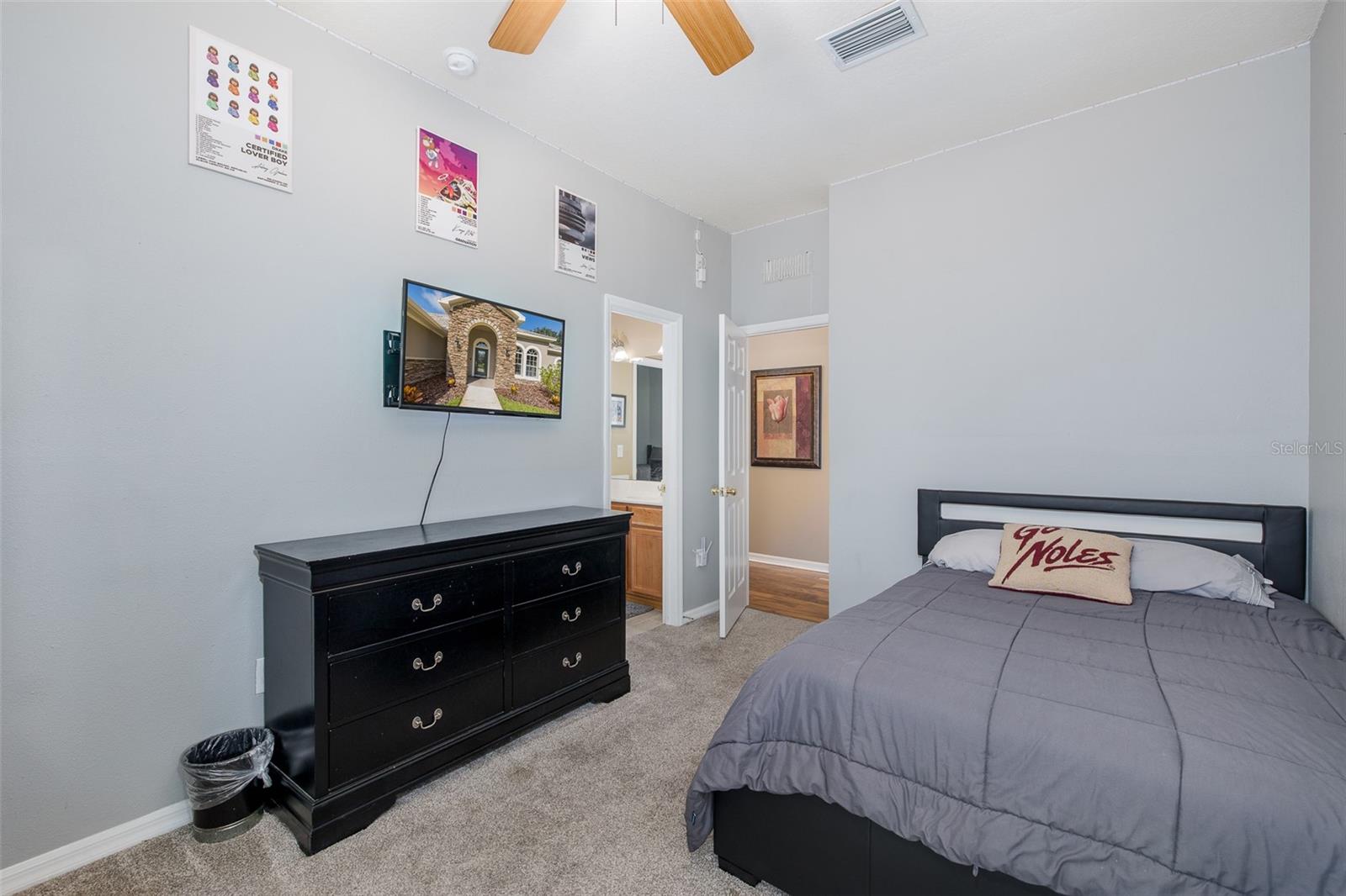 15220 OCTAVIA LN