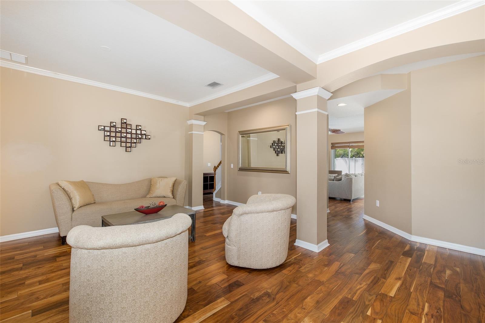 15220 OCTAVIA LN
