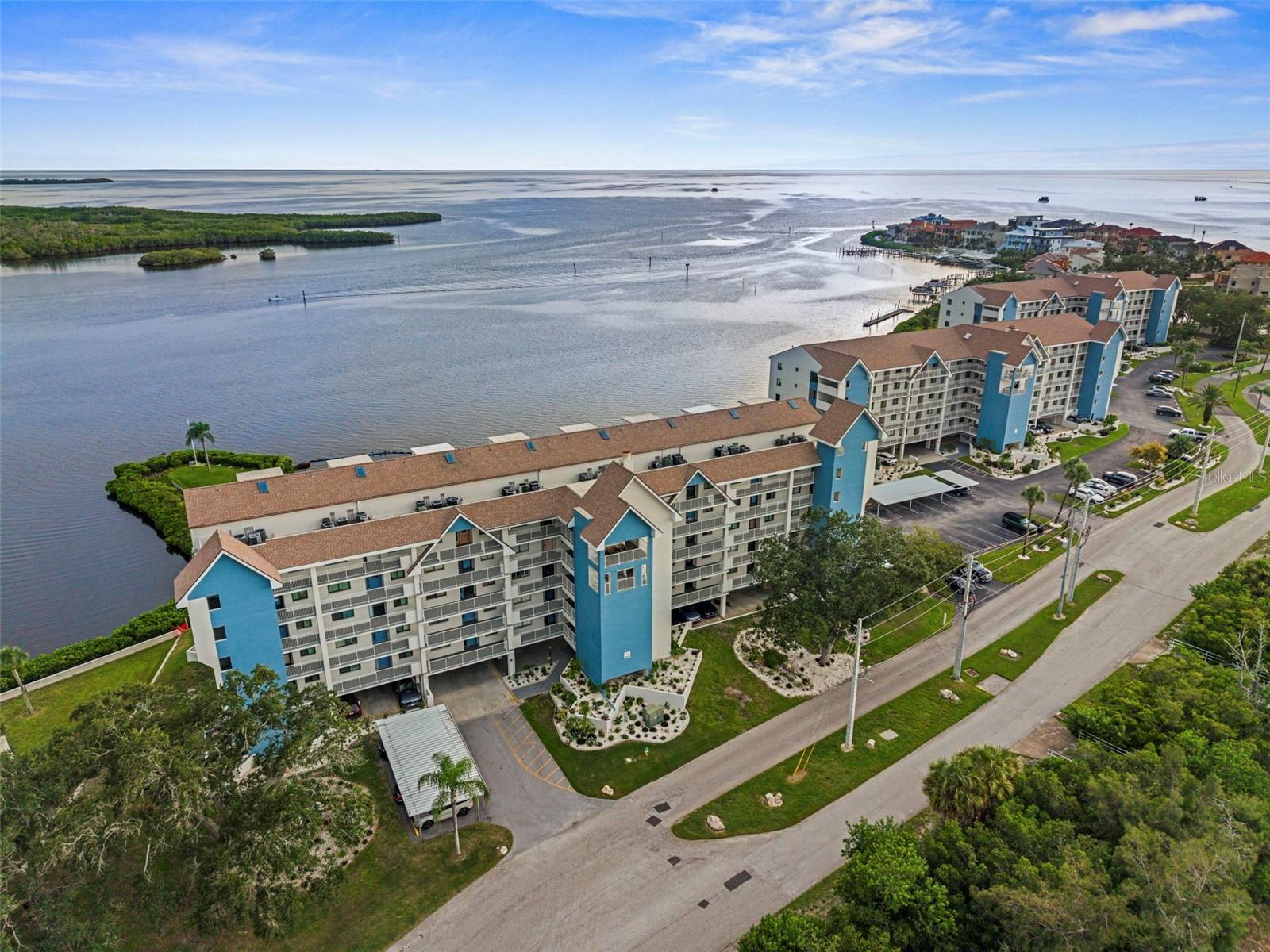 4620 BAY BLVD #1142