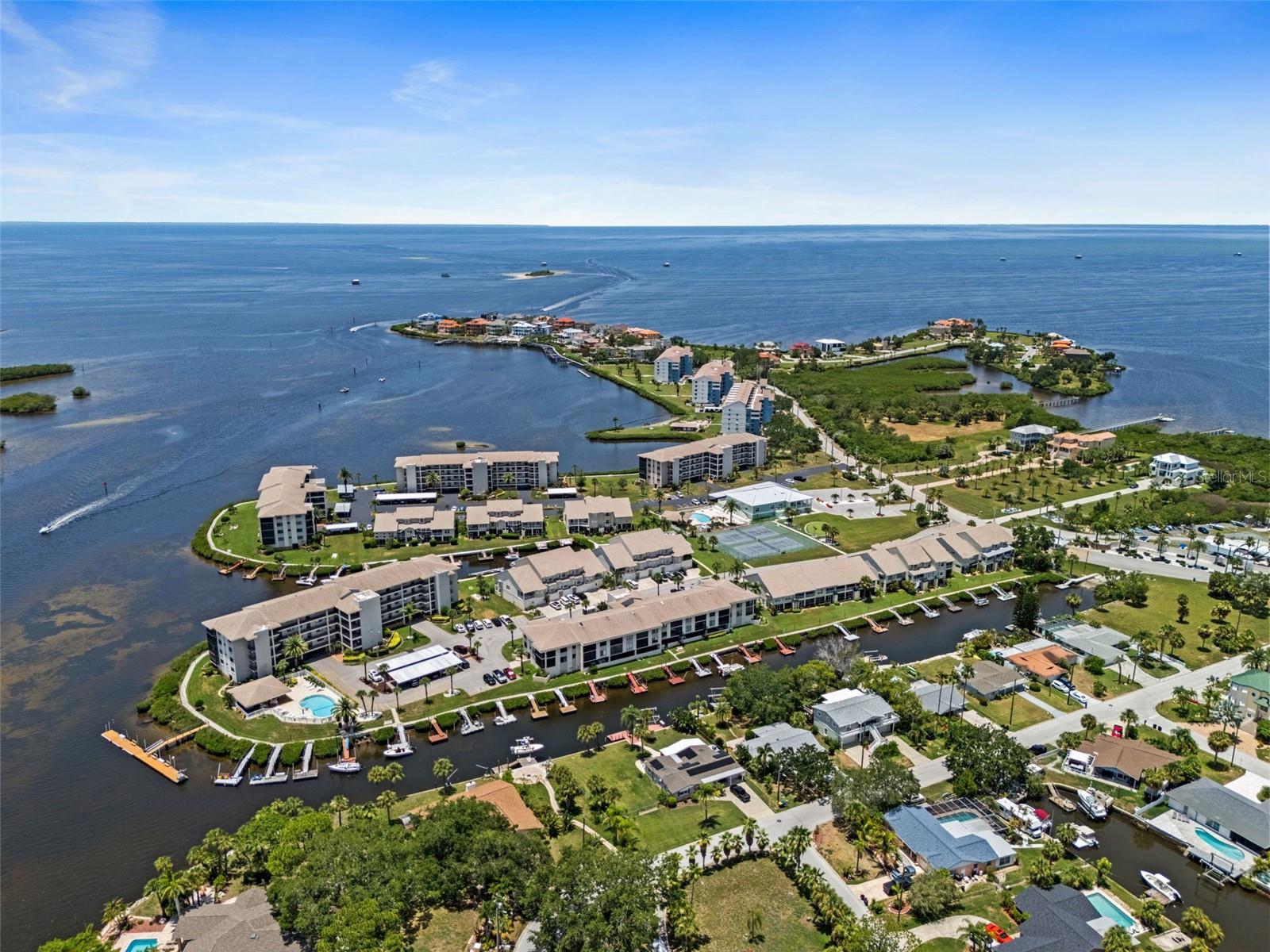 4620 BAY BLVD #1142