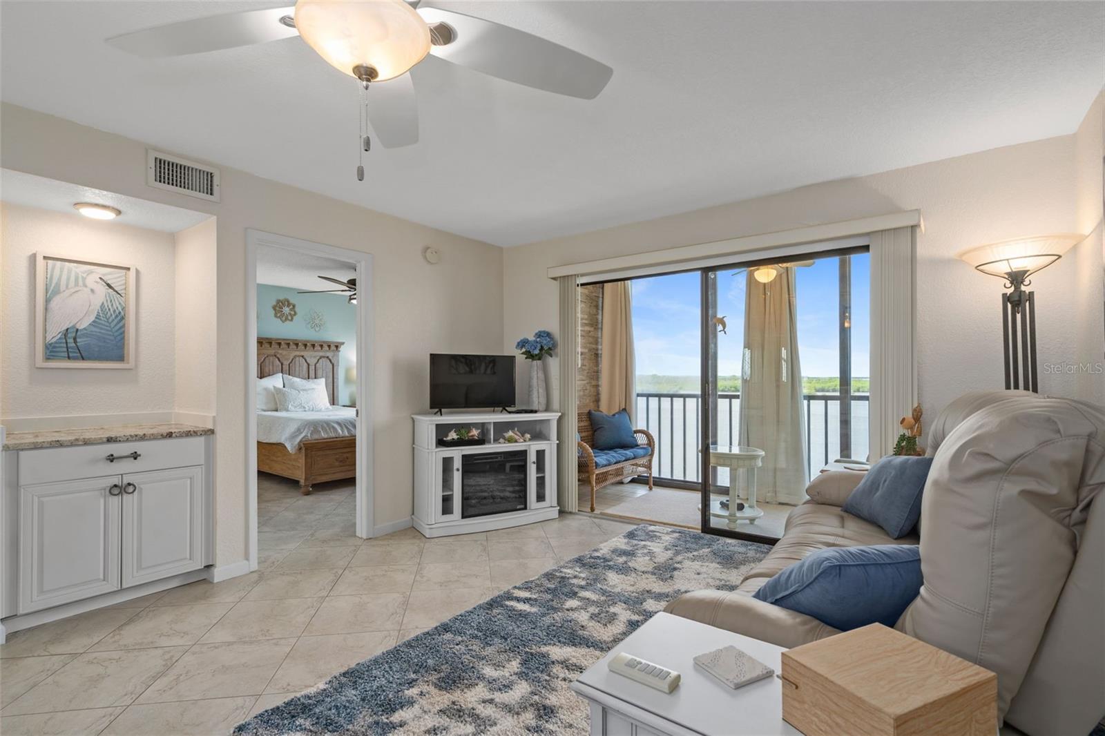 4620 BAY BLVD #1142