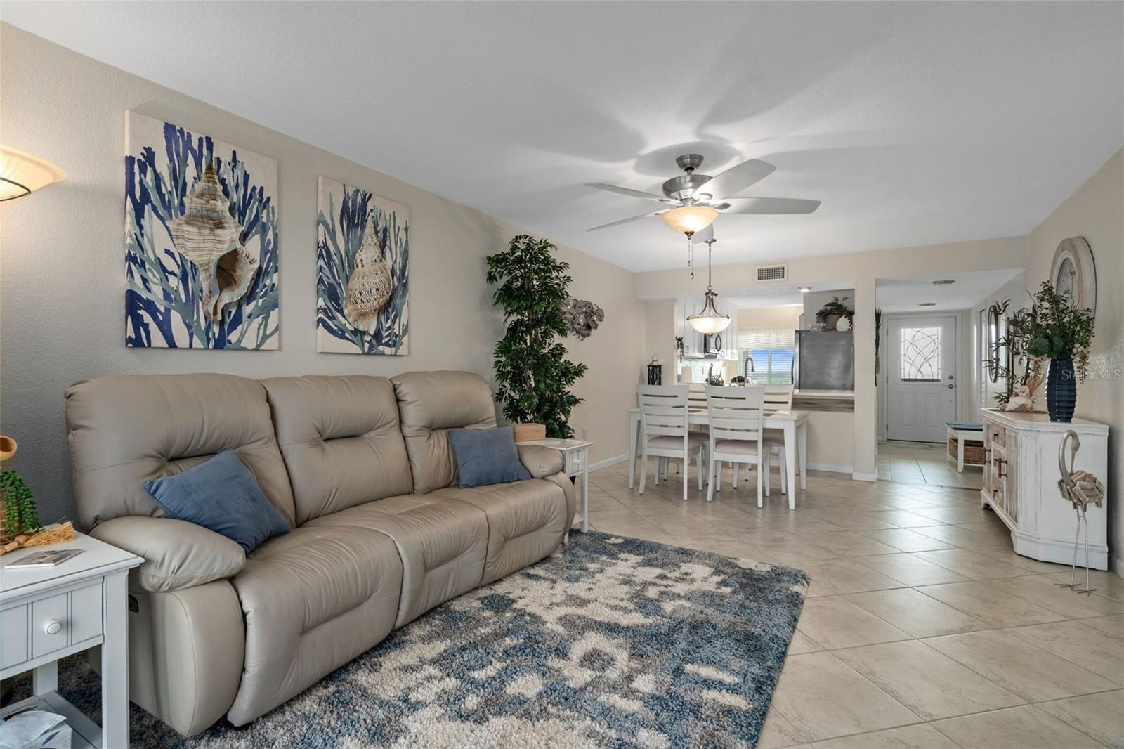 4620 BAY BLVD #1142