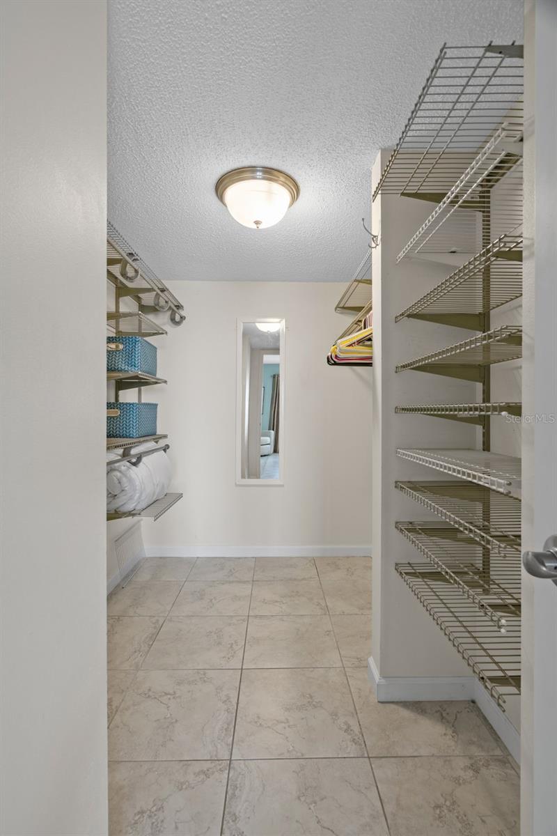 4620 BAY BLVD #1142