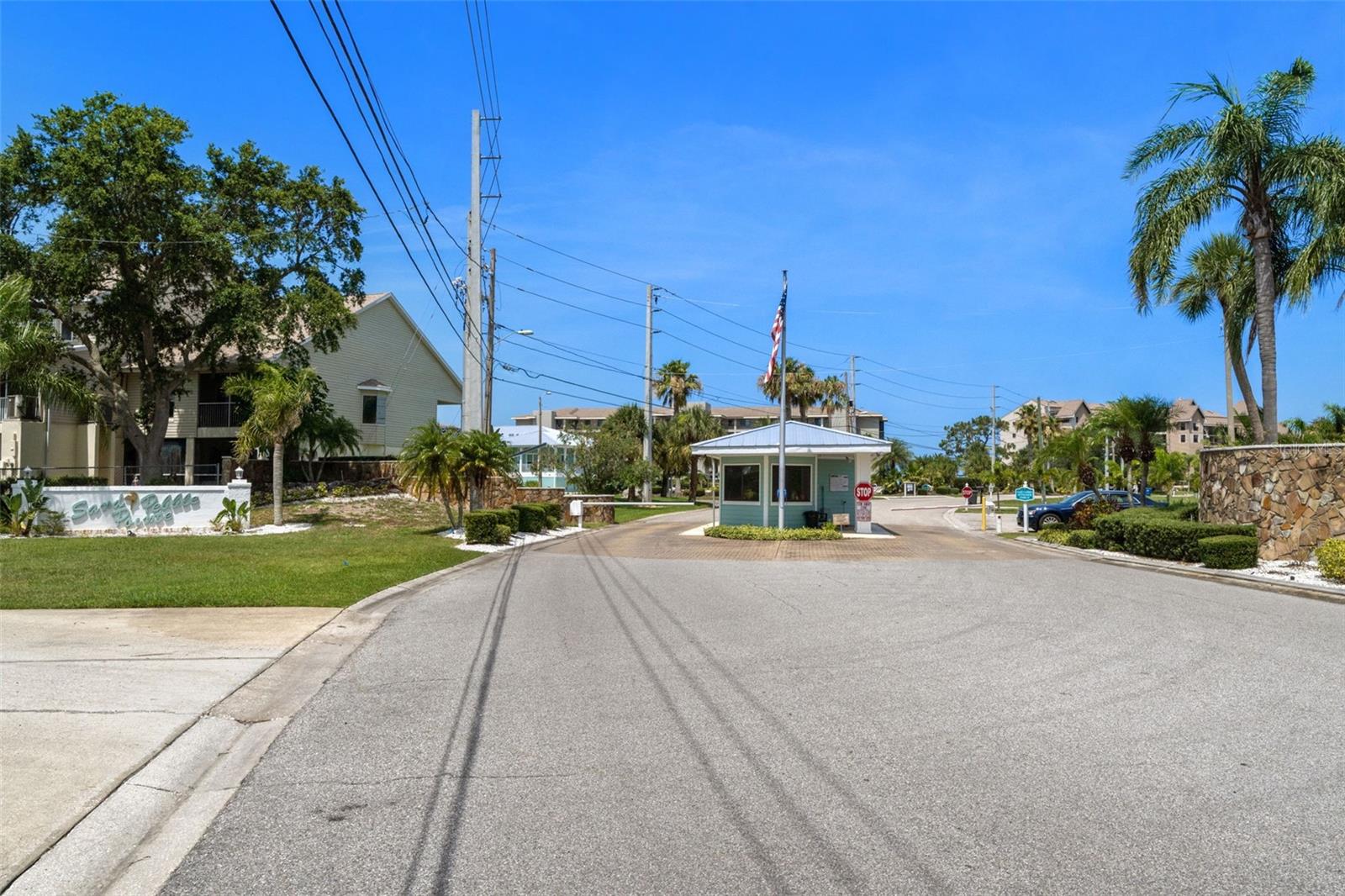 4620 BAY BLVD #1142