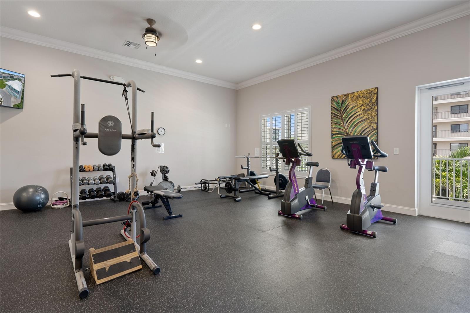 4620 BAY BLVD #1142