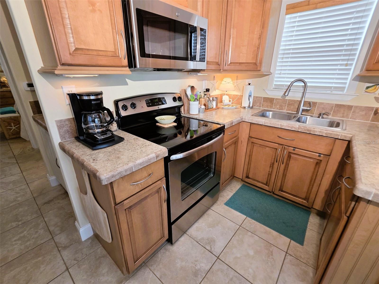 20300 LEONARD - LOT 33