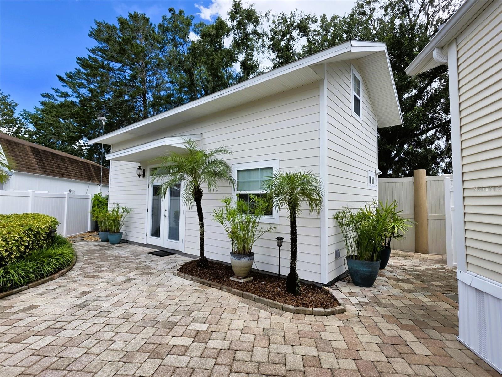 20300 LEONARD - LOT 33