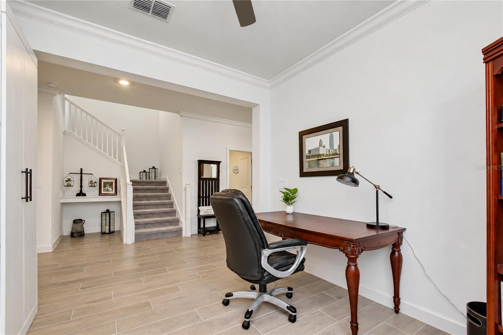 10577 BANYAN BREEZE BLVD
