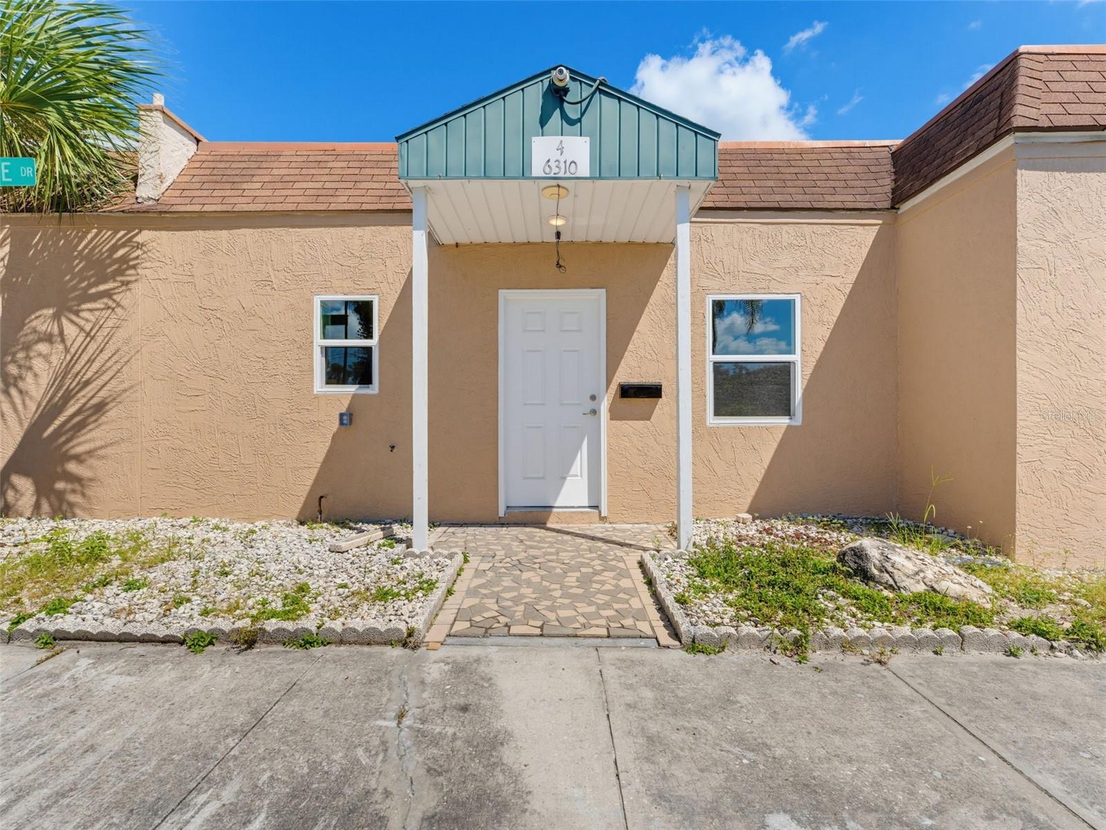 6310 Providence Cir #4, New Port Richey