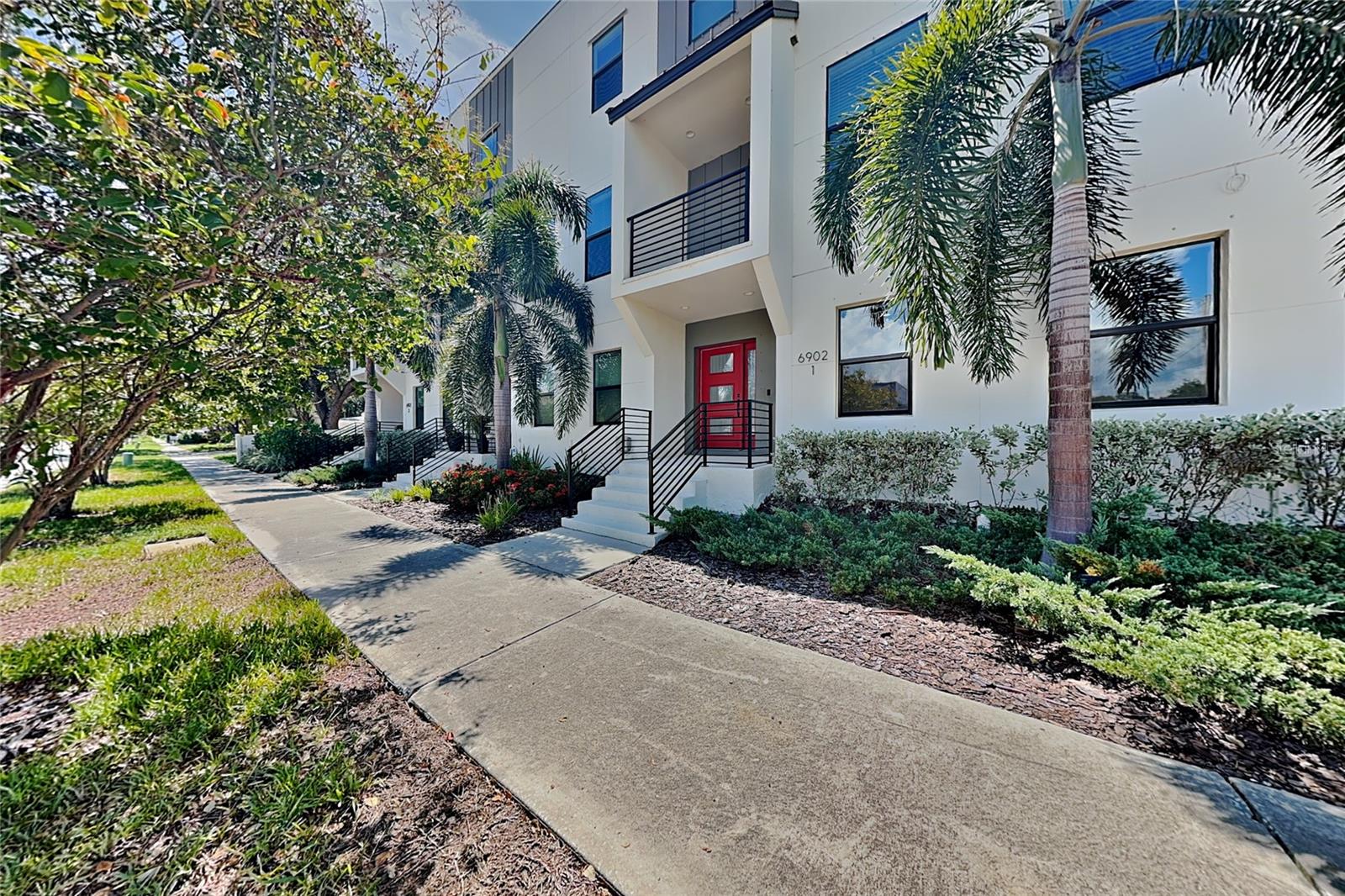 6902 S Macdill Ave #1, Tampa