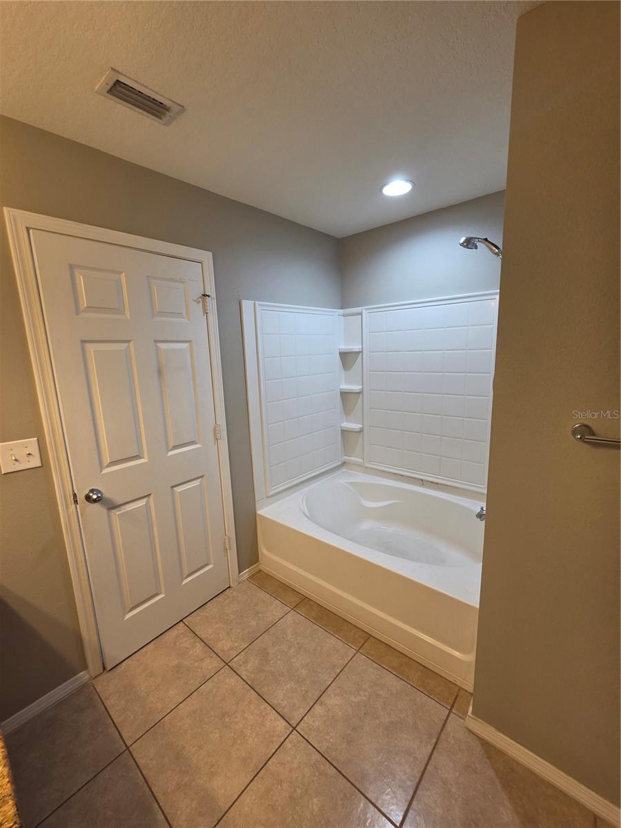 4617 SOMERSET HILL LN