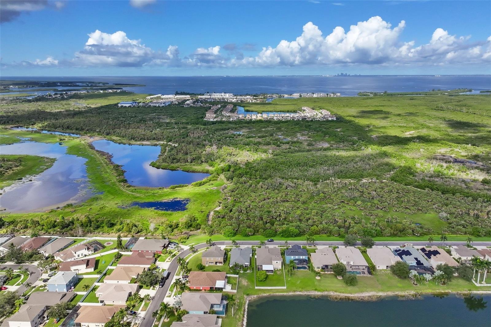 1810 MIRA LAGO CIR