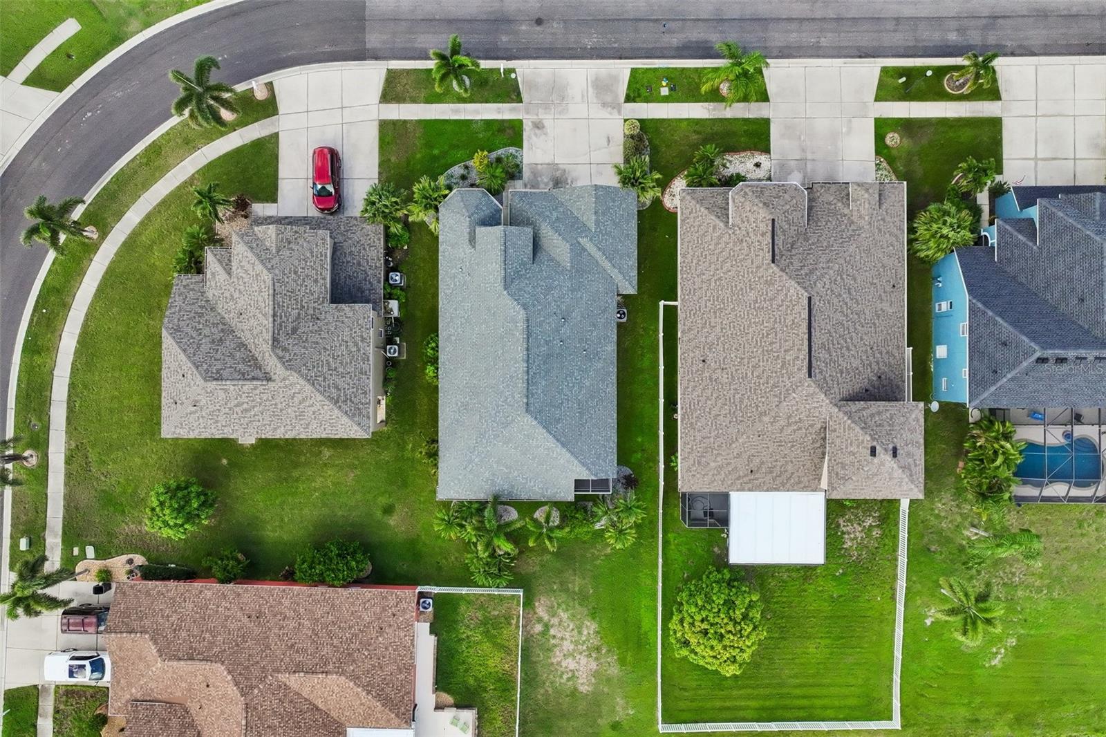 1810 MIRA LAGO CIR