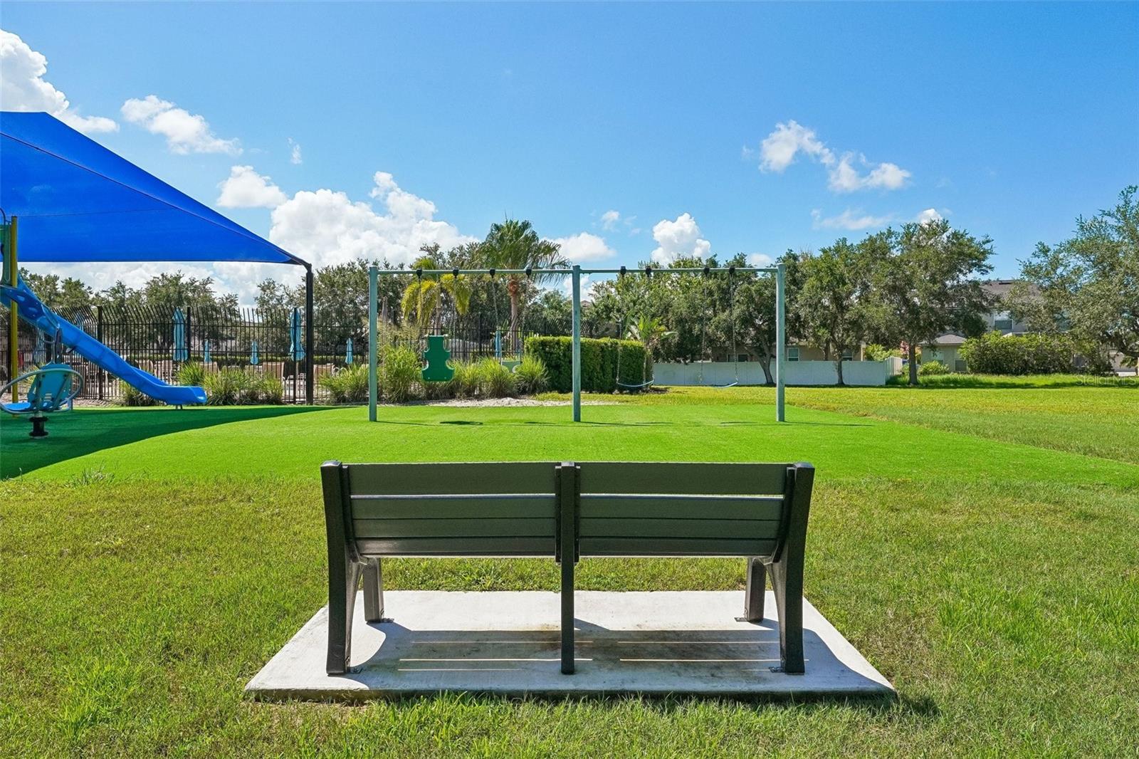 1810 MIRA LAGO CIR