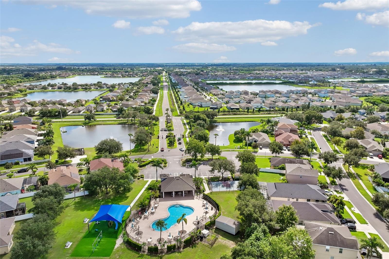 1810 MIRA LAGO CIR