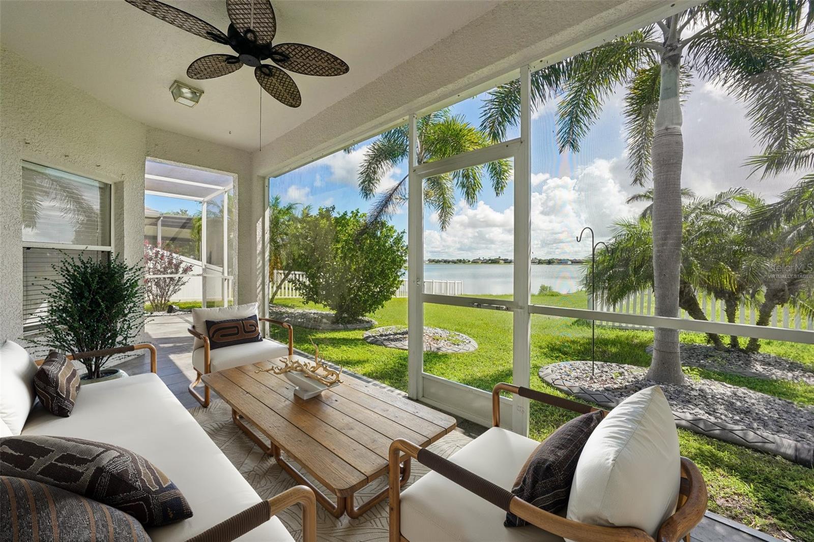 1810 MIRA LAGO CIR