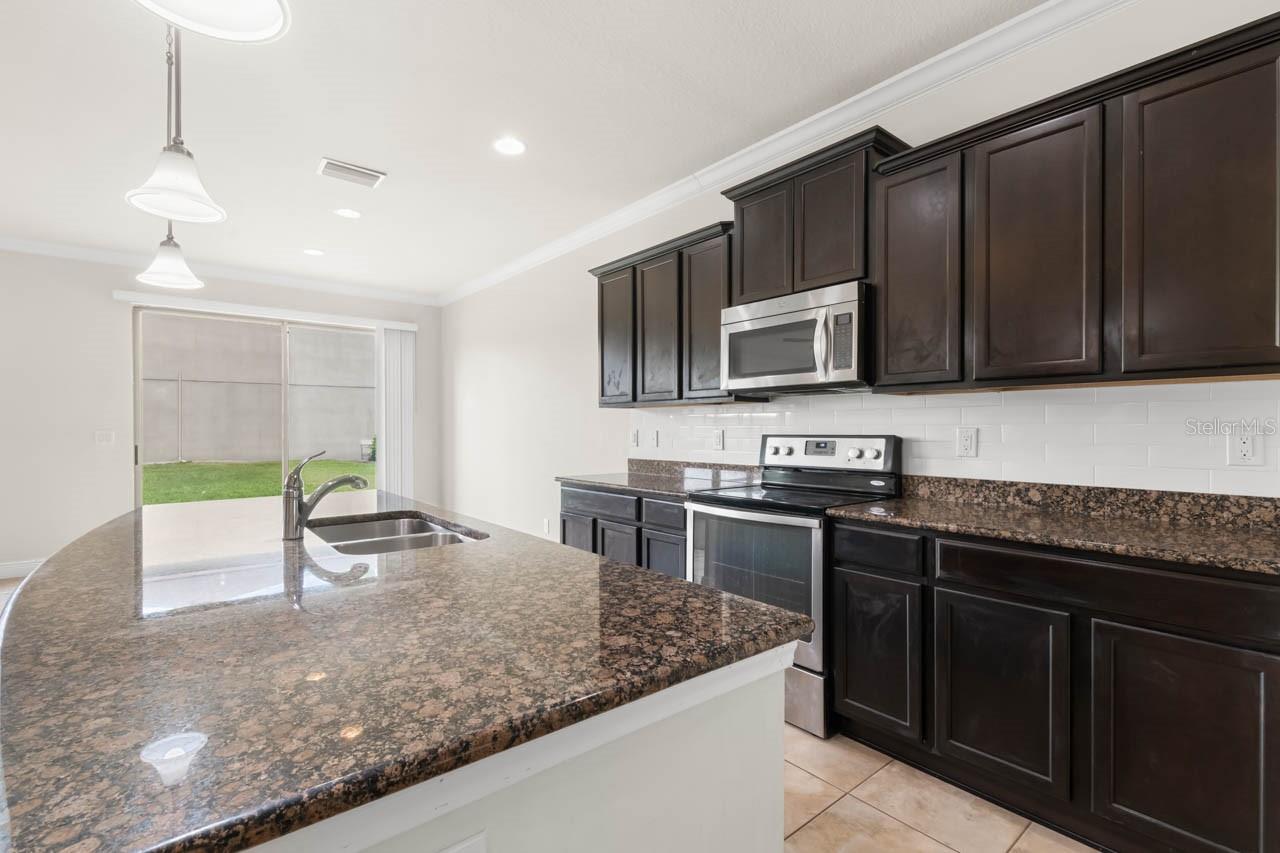 9118 MOUNTAIN MAGNOLIA DR