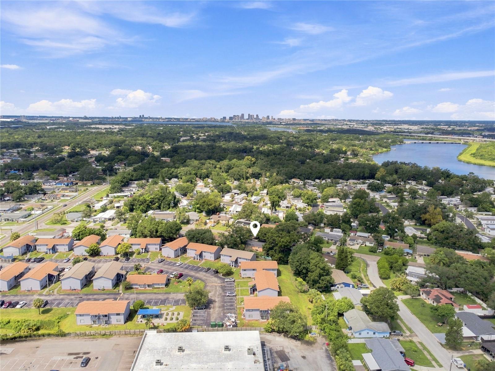 802 PAPAYA DR