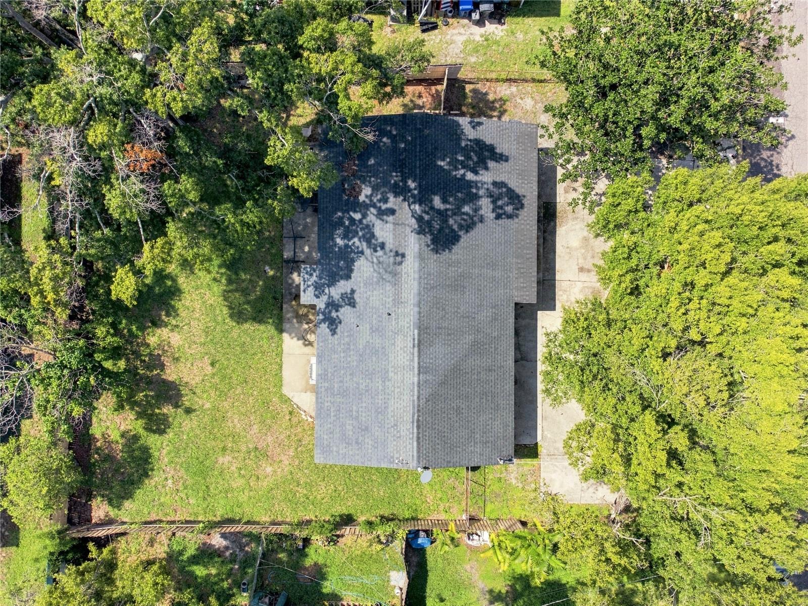 802 PAPAYA DR