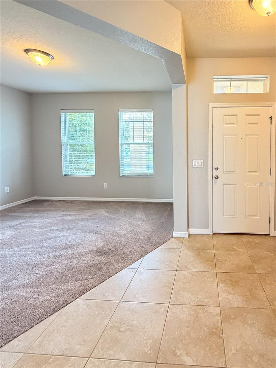 5022 SUNCATCHER DR