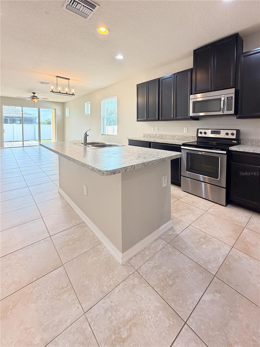 5022 SUNCATCHER DR