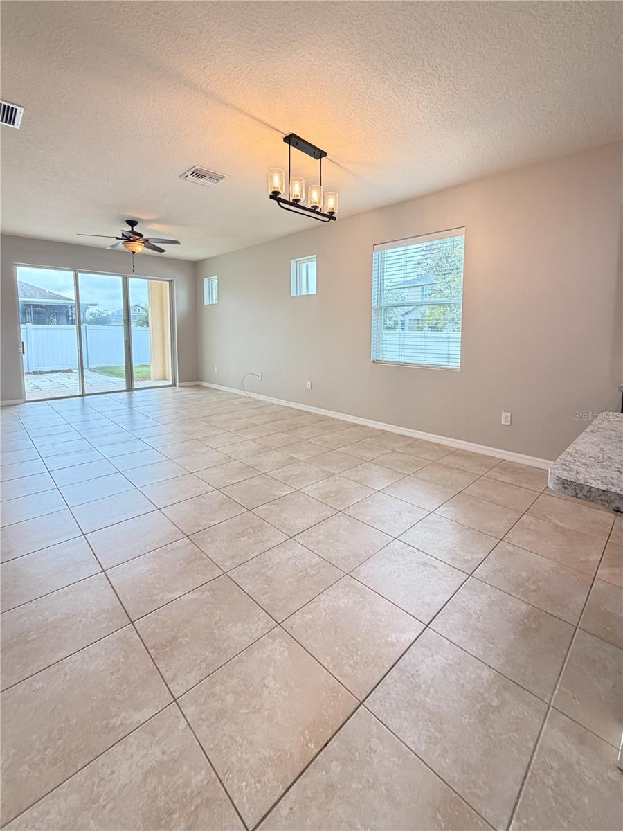 5022 SUNCATCHER DR