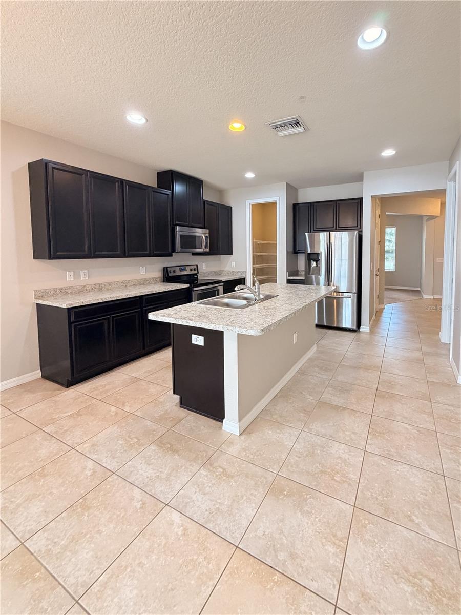 5022 SUNCATCHER DR