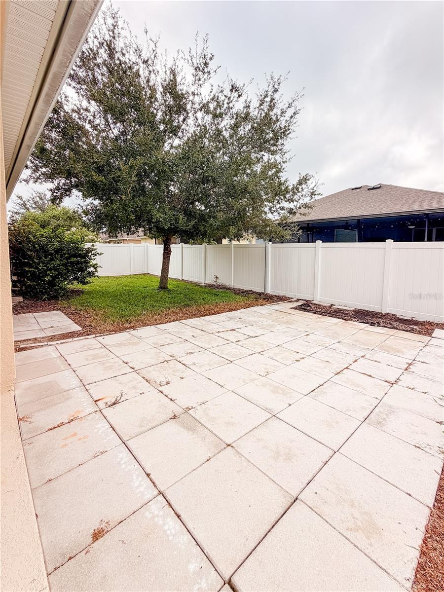 5022 SUNCATCHER DR