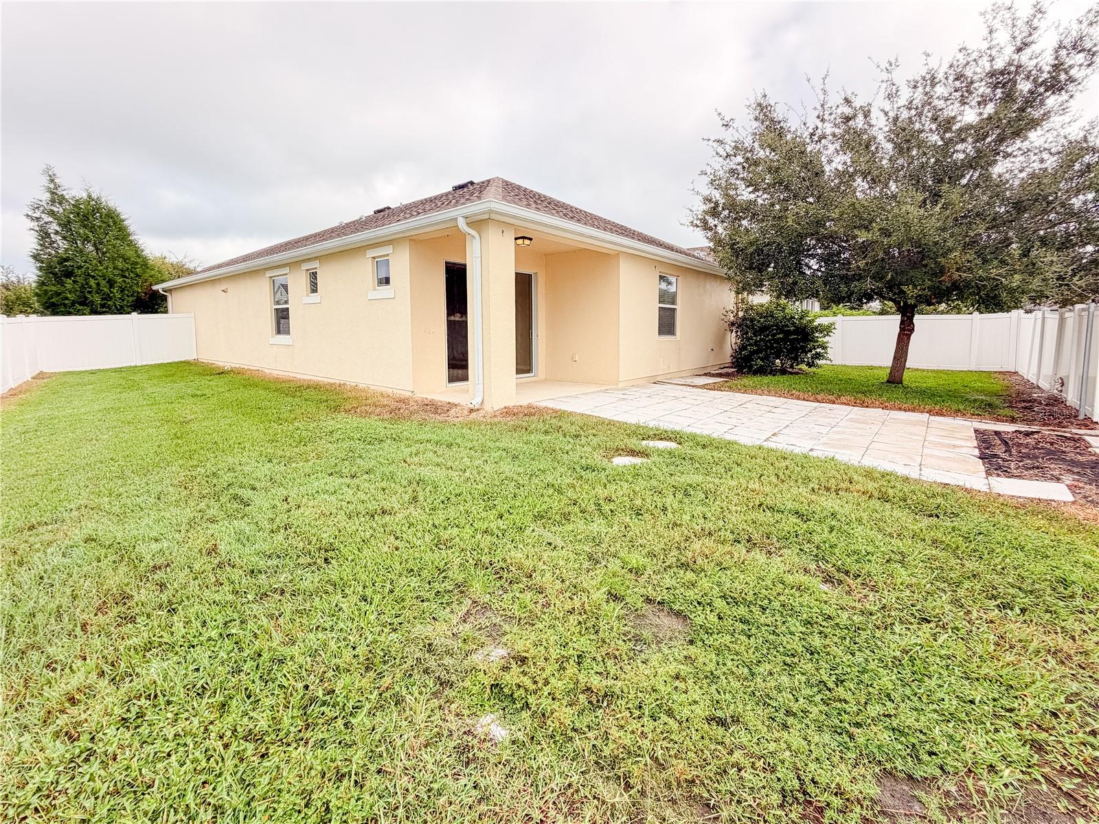 5022 SUNCATCHER DR