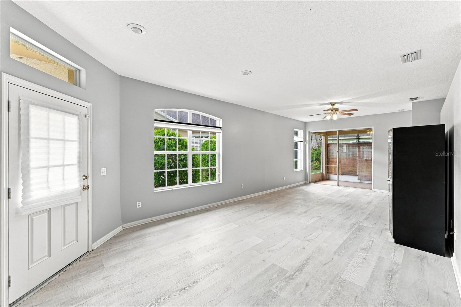 19126 WHITE WING PL