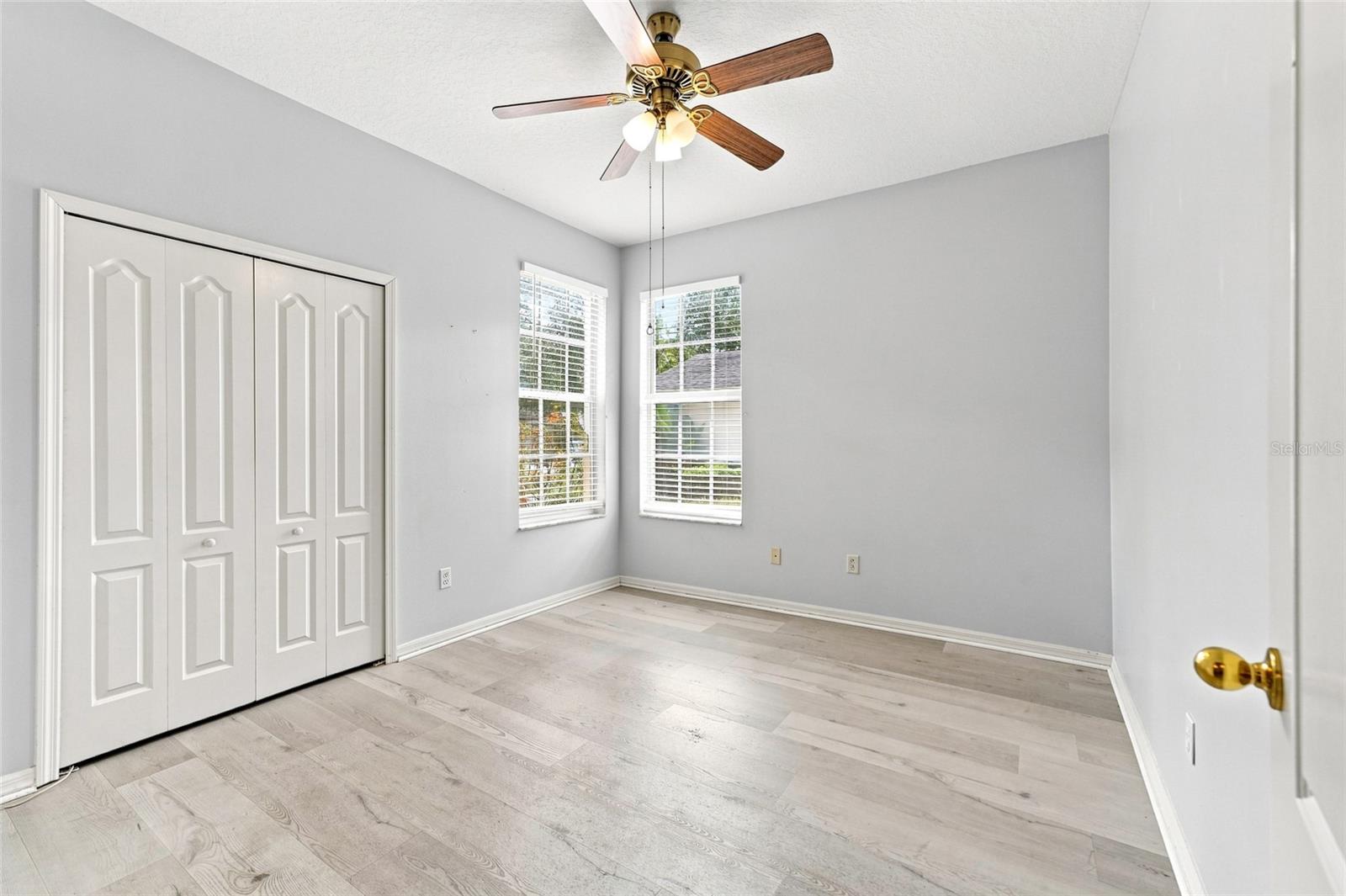 19126 WHITE WING PL