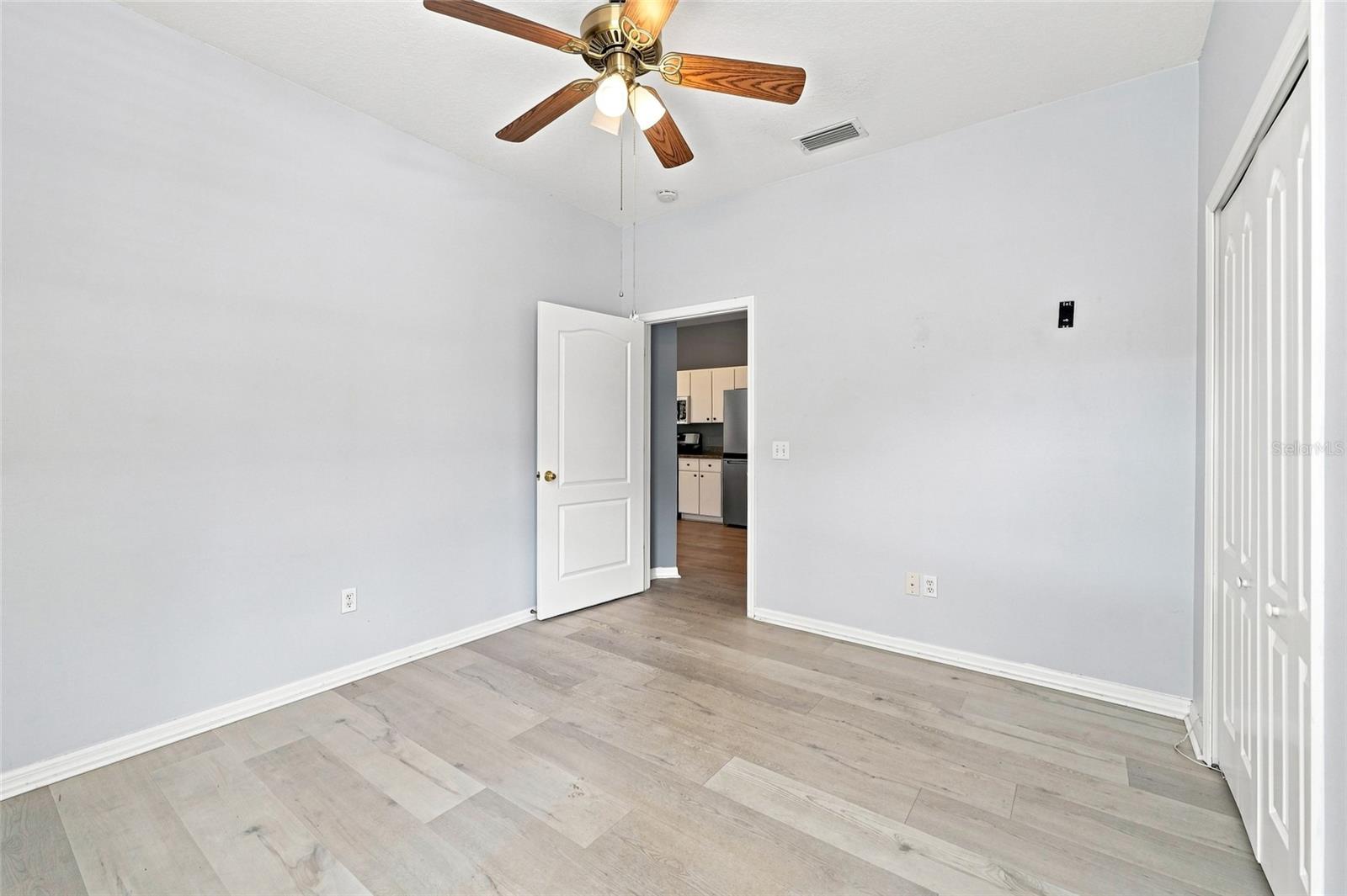 19126 WHITE WING PL