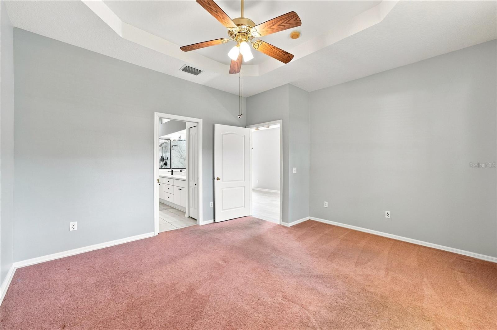 19126 WHITE WING PL