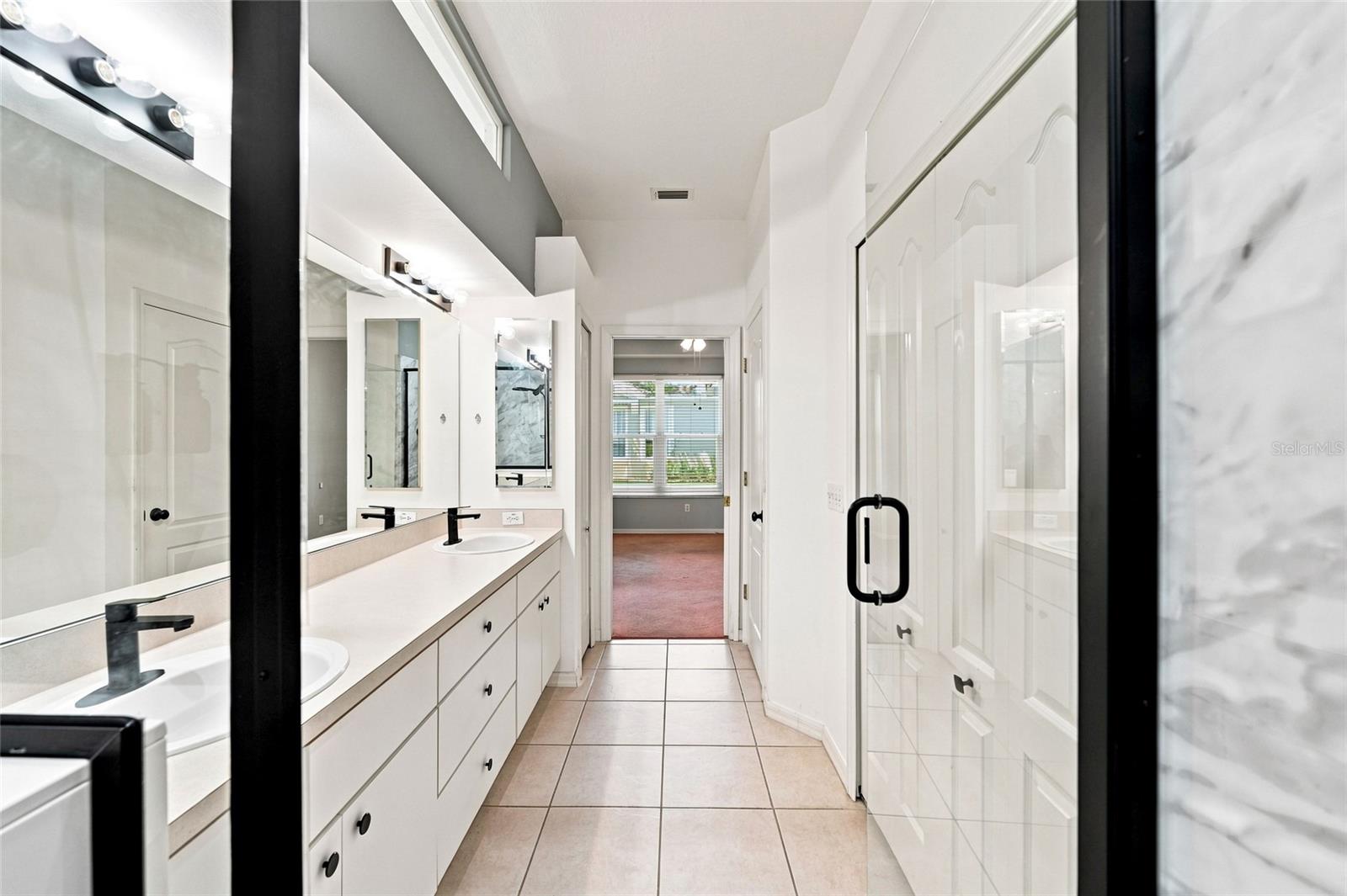 19126 WHITE WING PL