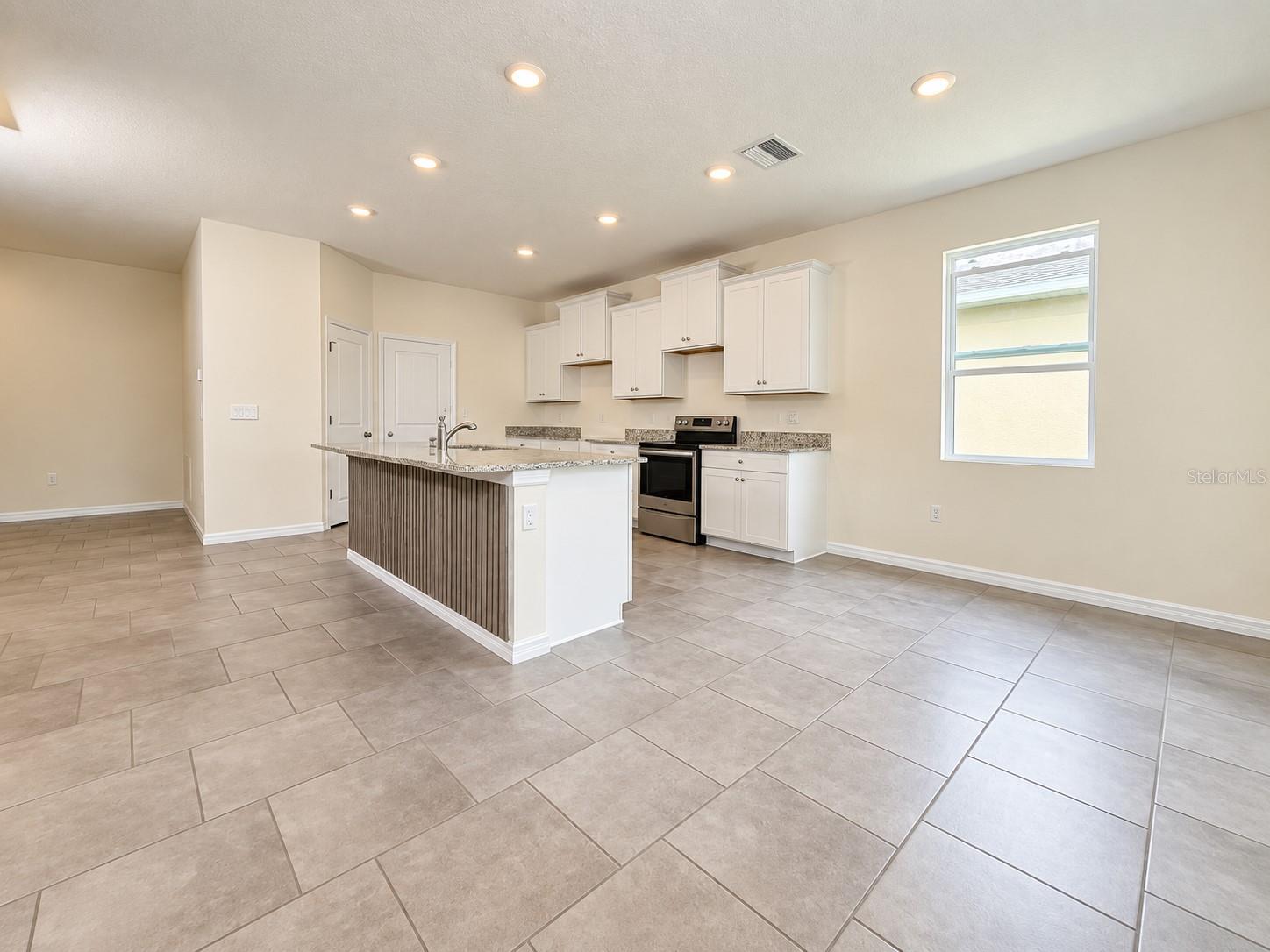 3504 CROOKED RIVER DR
