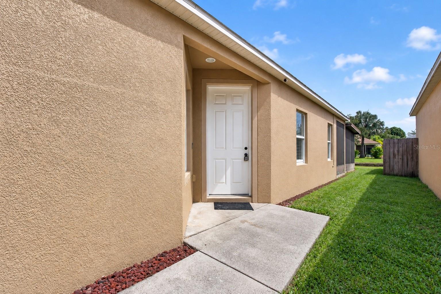 1824 ATLANTIC DR