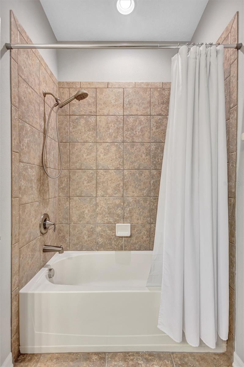 1503 YALE CASTLE CT
