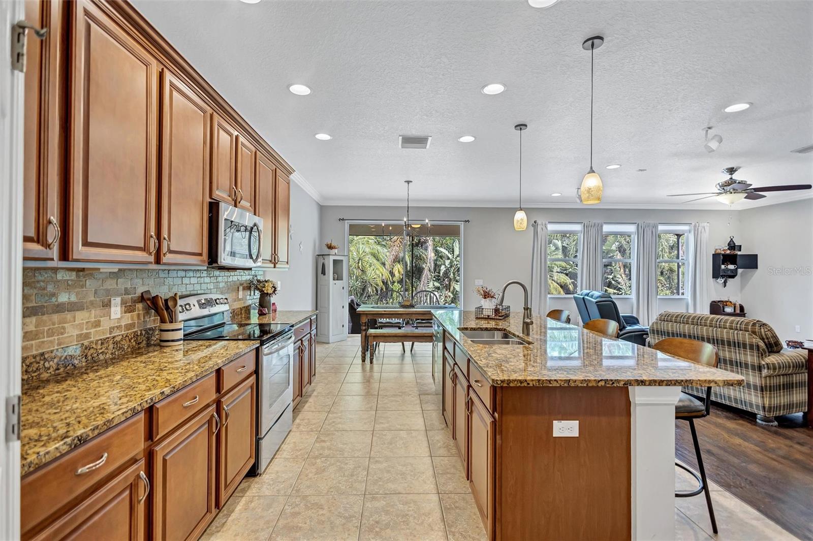 1503 YALE CASTLE CT