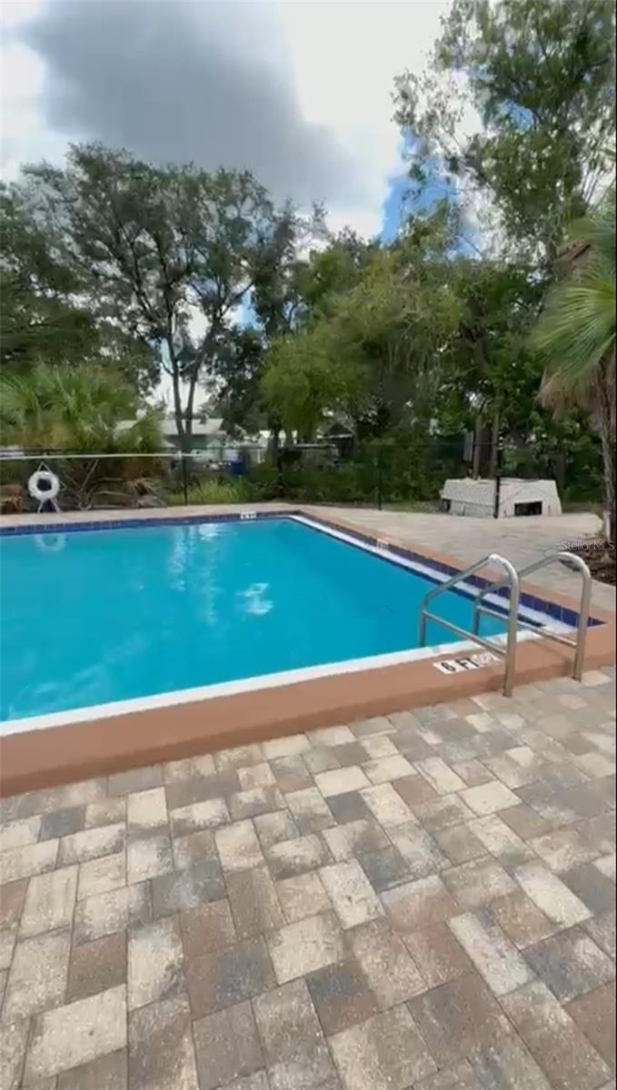 4127 DOLPHIN DR #4127