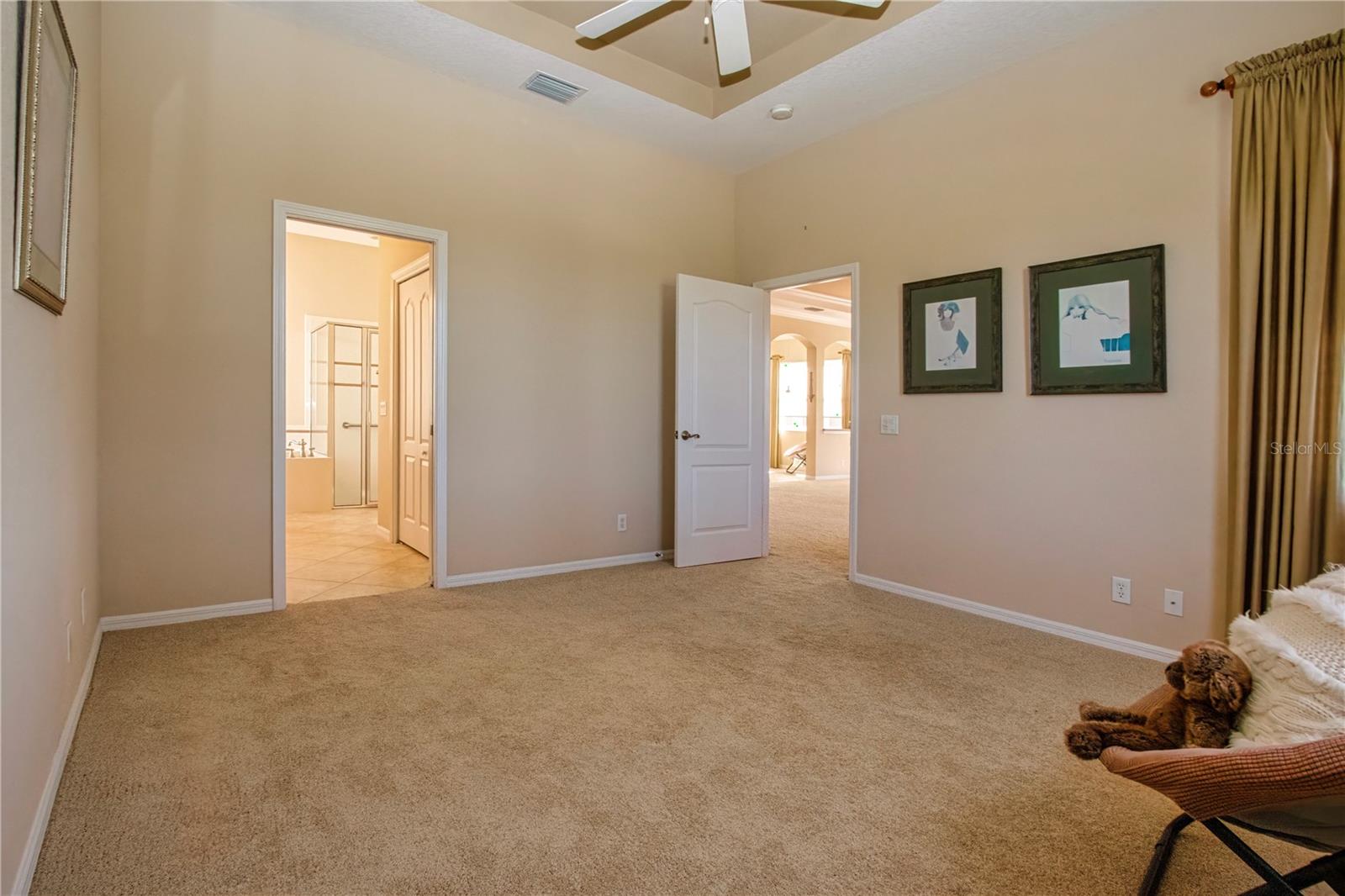 446 NOBLE FAIRE DR