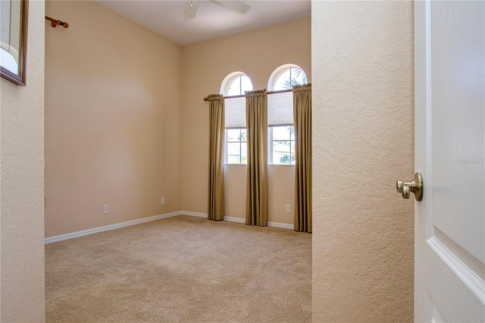 446 NOBLE FAIRE DR
