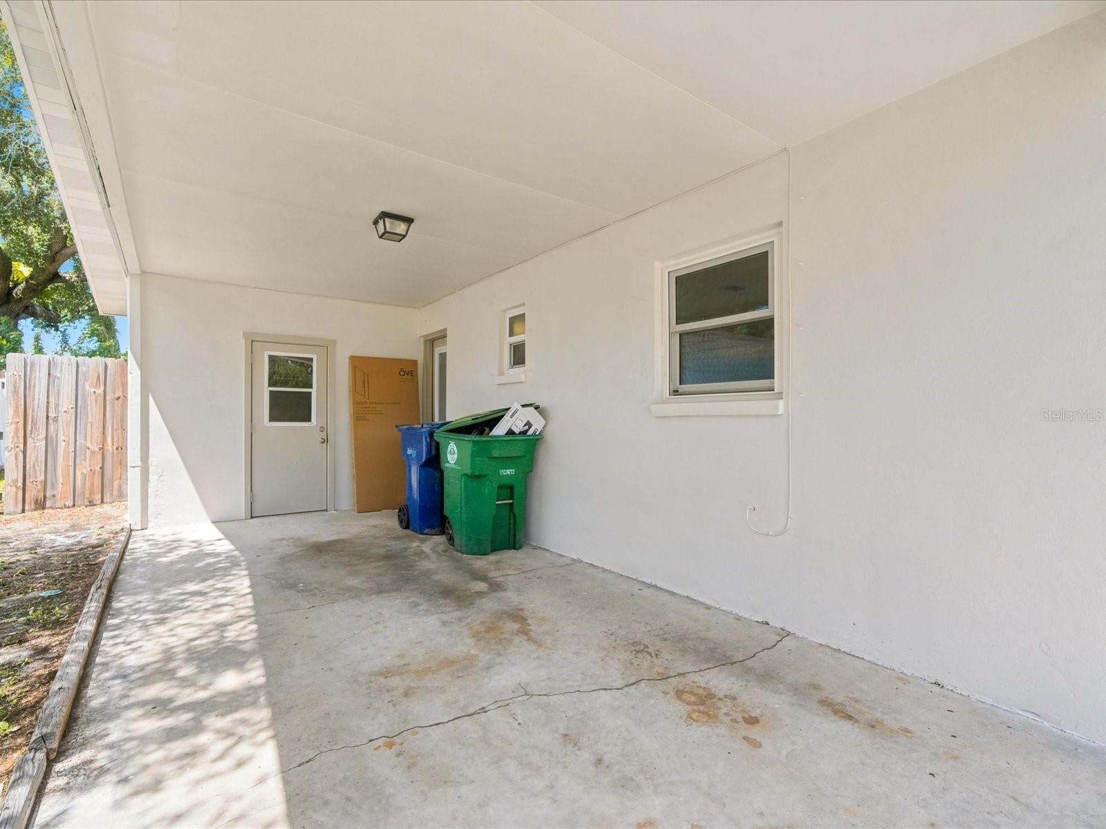 4519 S COOPER PL